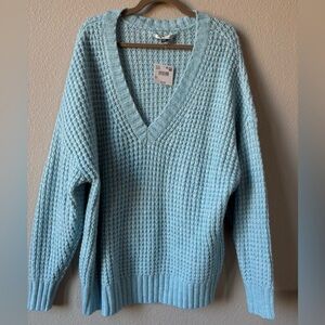American Eagle Outfitters Light Blue Waffle Knit V-Neck Sweater-Med